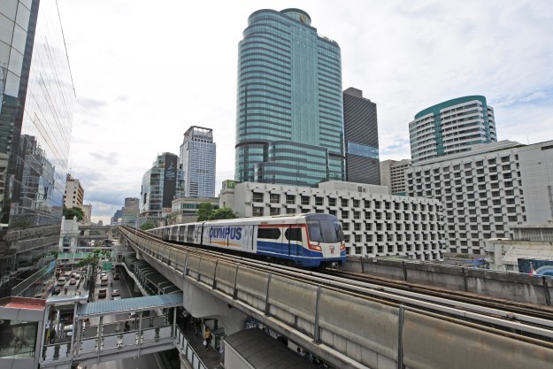 ส่องเทรนด์อสังหา เกาะแนวรถไฟฟ้า-เจาะกลุ่มผู้สูงวัย